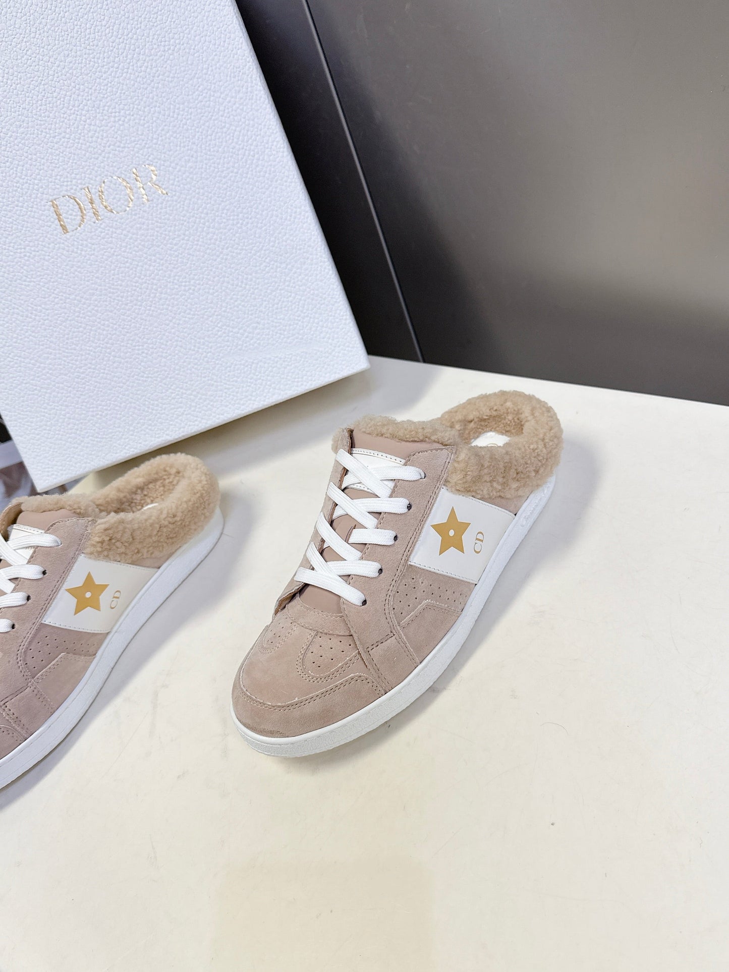DIOR 25S STAR SNEAKERS IN NUDE PINK SUEDE AND WOOL
