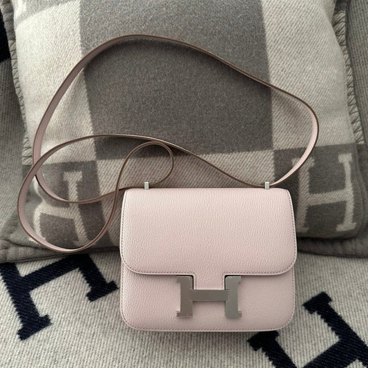HERMES CONSTANCE 18 LIGHT PINK CHEVRE SILVER HARDWARE